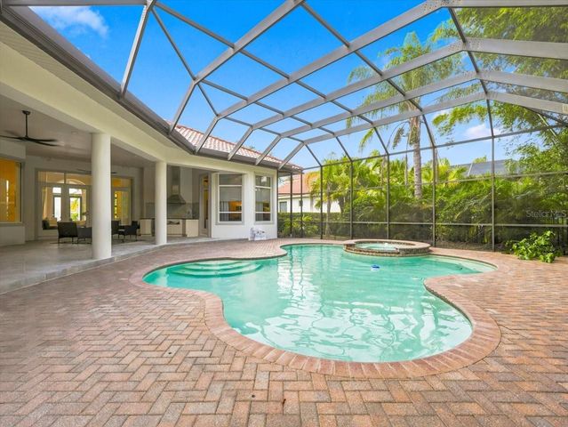 11805 SHIRE WYCLIFFE COURT, Tampa, FL 33626