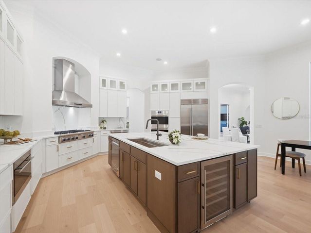 11805 SHIRE WYCLIFFE COURT, Tampa, FL 33626