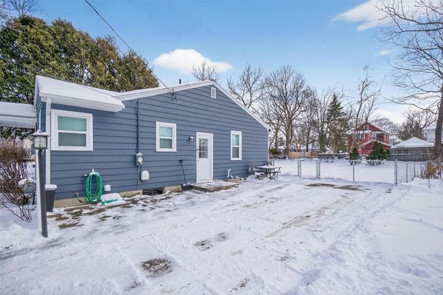 739 Randolph Street, Jackson, MI 49203