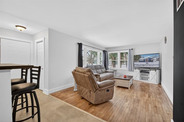 739 Randolph Street, Jackson, MI 49203