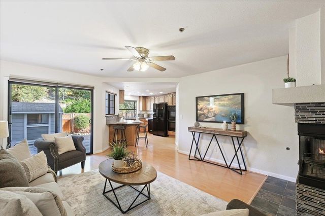 984 Waverly Cmn, Livermore, CA 94551