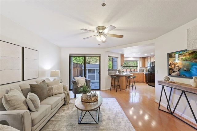 984 Waverly Cmn, Livermore, CA 94551