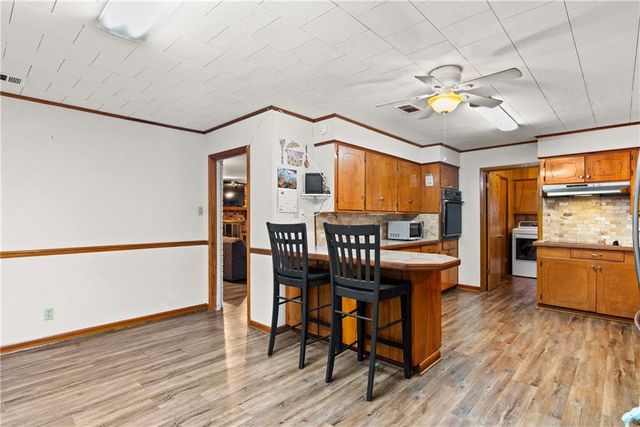 5772 HIGHWAY 107 Highway, Pineville, LA 71360