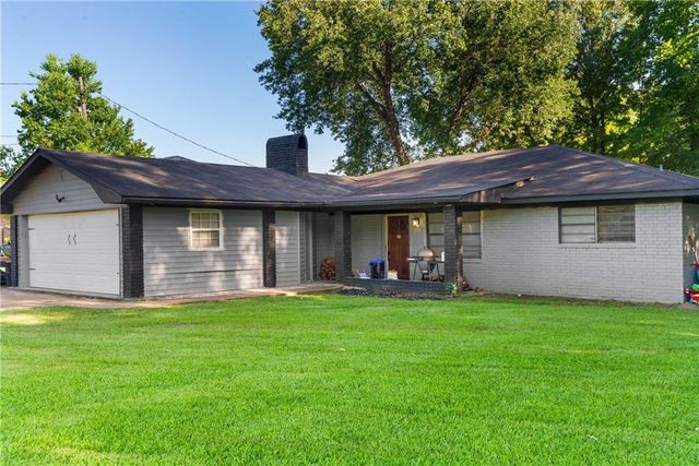 5772 HIGHWAY 107 Highway, Pineville, LA 71360