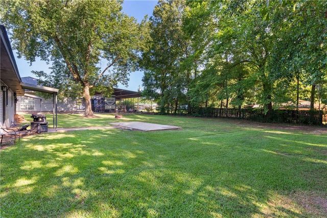 5772 HIGHWAY 107 Highway, Pineville, LA 71360