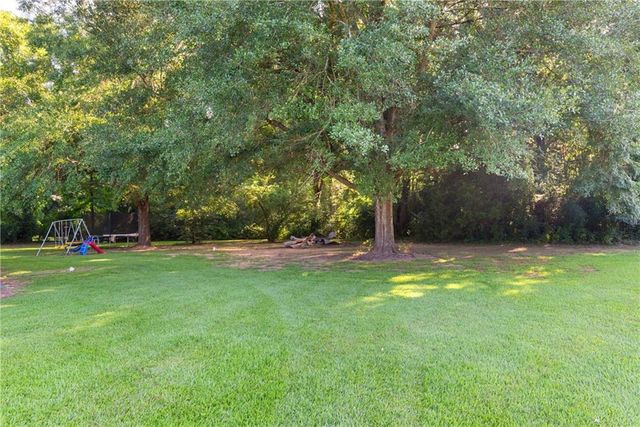 5772 HIGHWAY 107 Highway, Pineville, LA 71360