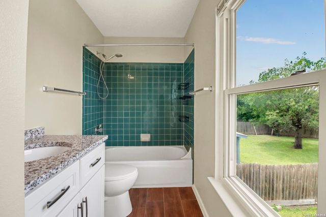 5923 WALNUT MILL DR, San Antonio, TX 78244