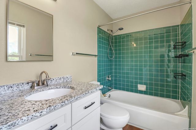5923 WALNUT MILL DR, San Antonio, TX 78244