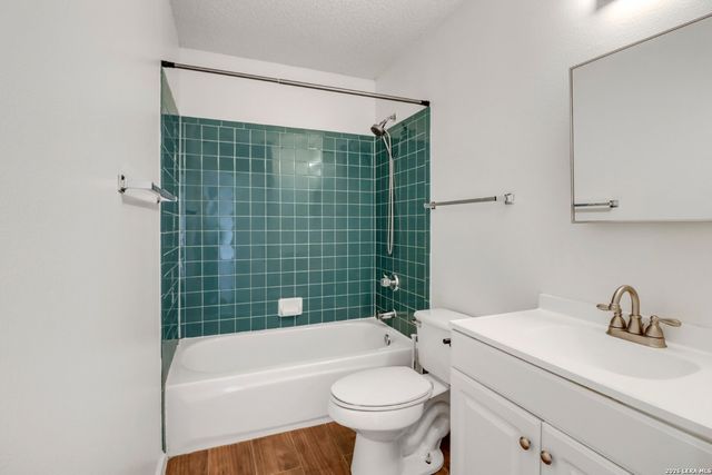 5923 WALNUT MILL DR, San Antonio, TX 78244
