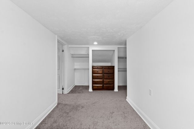 1710 Pershing Ave, Louisville, KY 40242