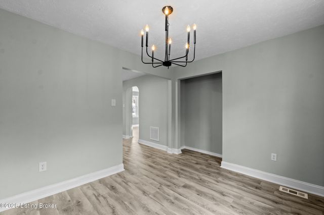 1710 Pershing Ave, Louisville, KY 40242