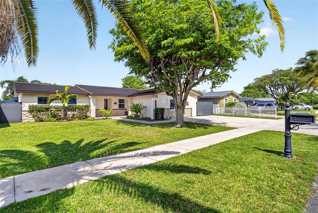 7434 SW 129th Ct, Miami, FL 33183