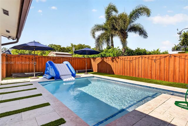 7434 SW 129th Ct, Miami, FL 33183