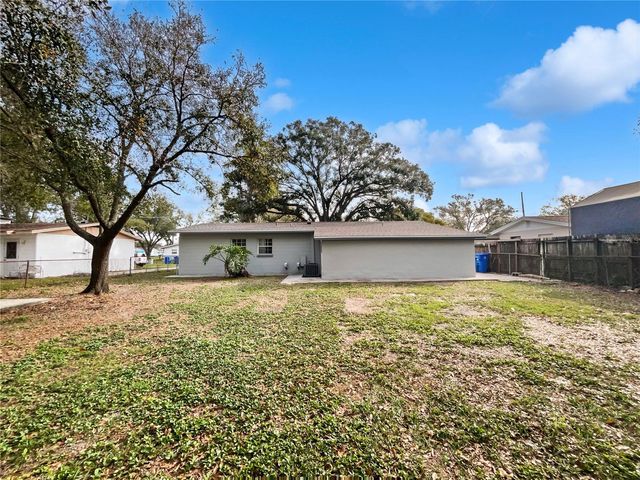 4202 CROMWELL DRIVE, Tampa, FL 33610