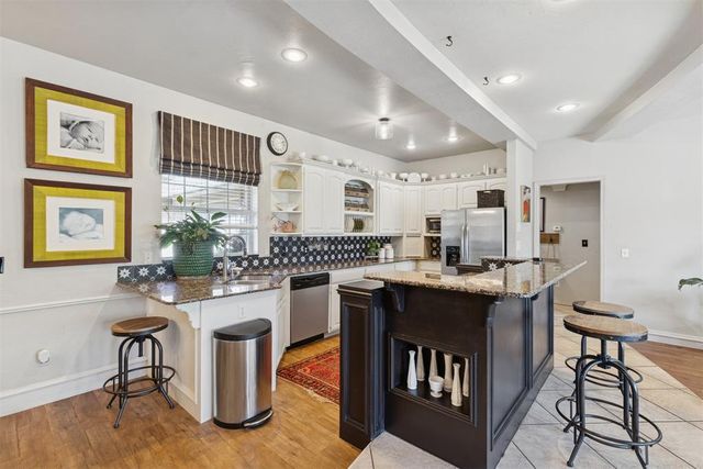 2520 Antelope Trail, Edmond, OK 73012