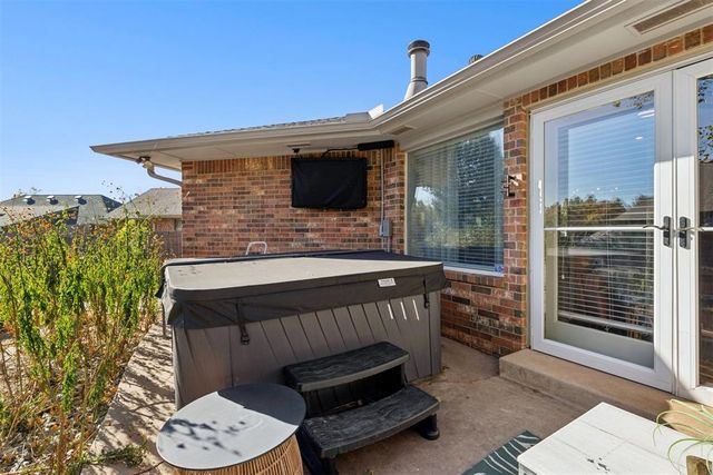 2520 Antelope Trail, Edmond, OK 73012