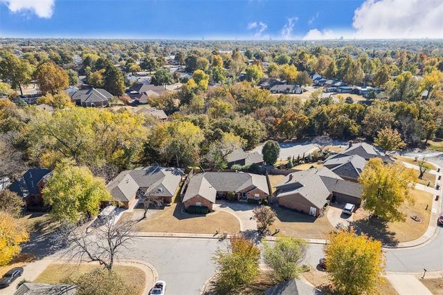2520 Antelope Trail, Edmond, OK 73012