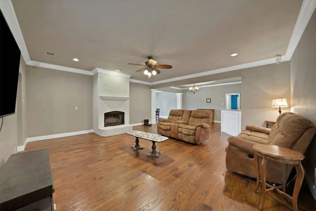 16360 University Drive, Forney, TX 75126