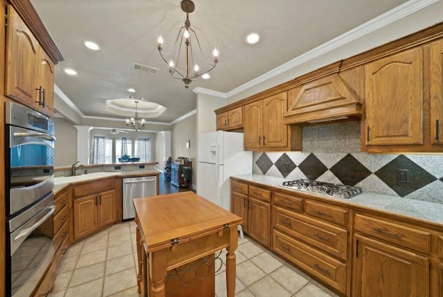 16360 University Drive, Forney, TX 75126