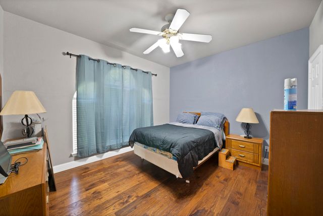 16360 University Drive, Forney, TX 75126