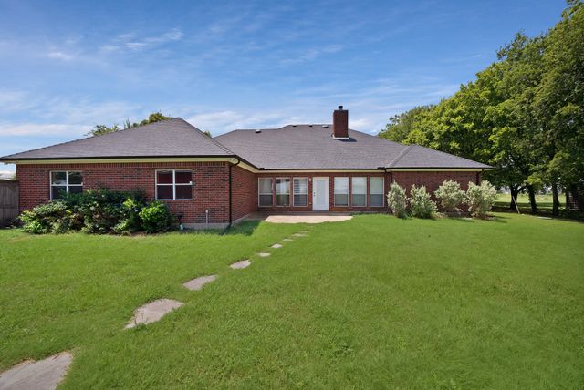 16360 University Drive, Forney, TX 75126