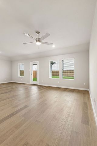 233 Bright Alcove Court, Lavon, TX 75166