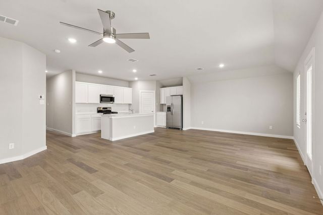233 Bright Alcove Court, Lavon, TX 75166