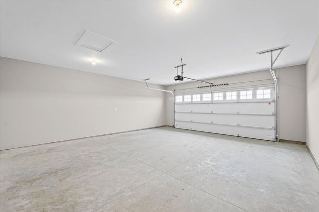 3902 Bay Circle, Champaign, IL 61822