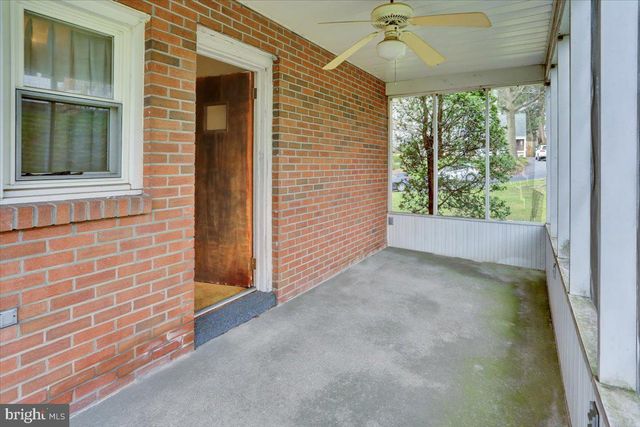 74 HICKORY ST, Schuylkill Haven, PA 17972