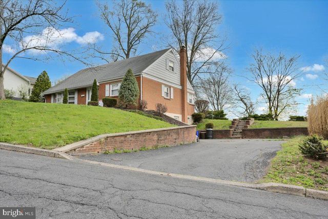 74 HICKORY ST, Schuylkill Haven, PA 17972