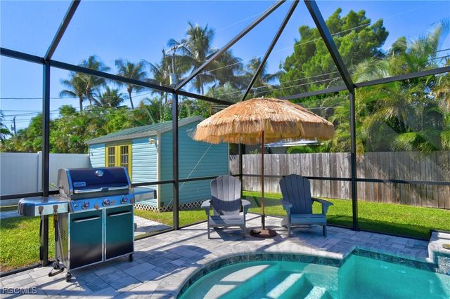 1306 SW 4th PL, Cape Coral, FL 33991