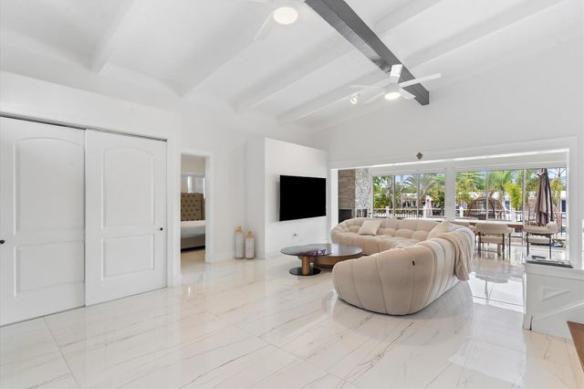 2518 Key Largo Lane, Fort Lauderdale, FL 33312