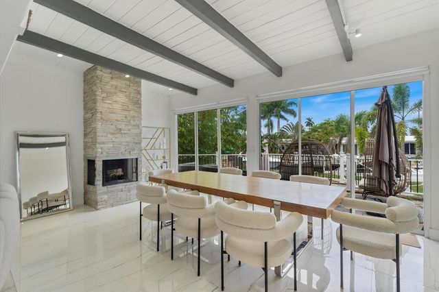 2518 Key Largo Lane, Fort Lauderdale, FL 33312