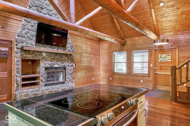 7418 Deerfield Drive, Greenfield, IN 46140