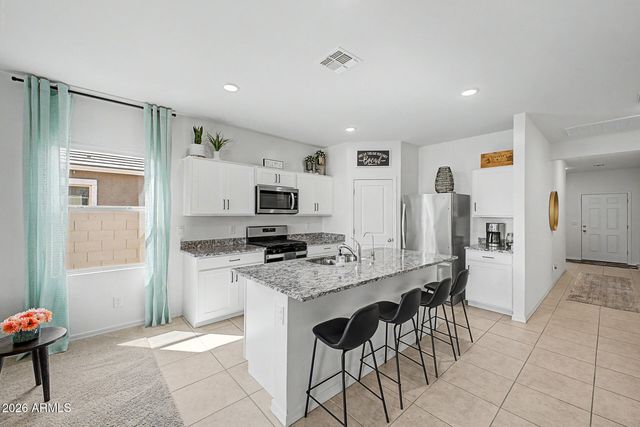 5631 W MOODY Trail, Laveen, AZ 85339