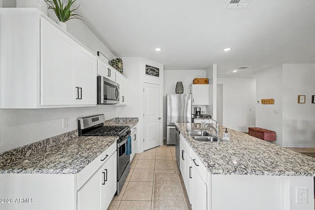 5631 W MOODY Trail, Laveen, AZ 85339