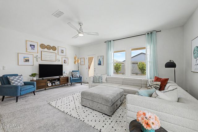 5631 W MOODY Trail, Laveen, AZ 85339