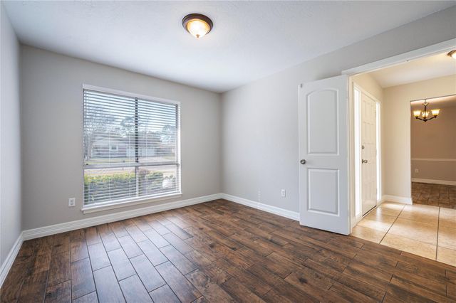 2010 Victoria Court, League City, TX 77573