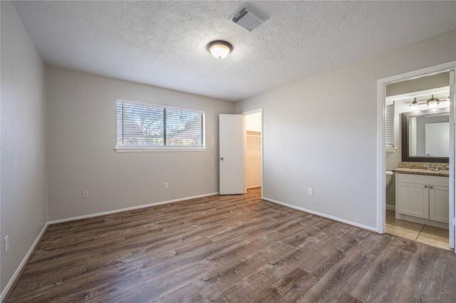 2010 Victoria Court, League City, TX 77573