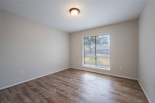 2010 Victoria Court, League City, TX 77573