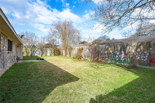 2010 Victoria Court, League City, TX 77573