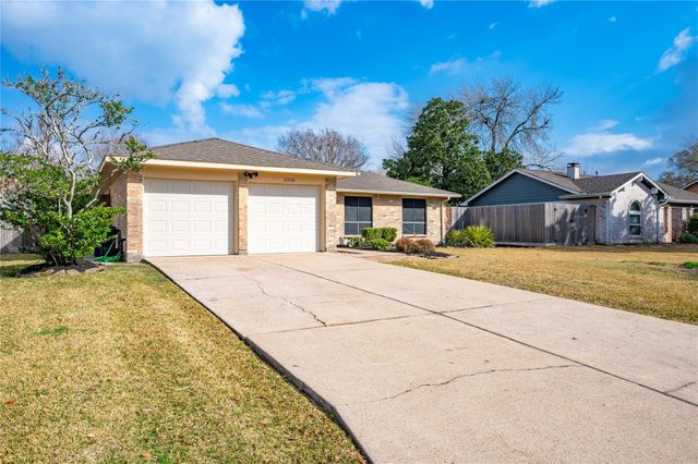 2010 Victoria Court, League City, TX 77573