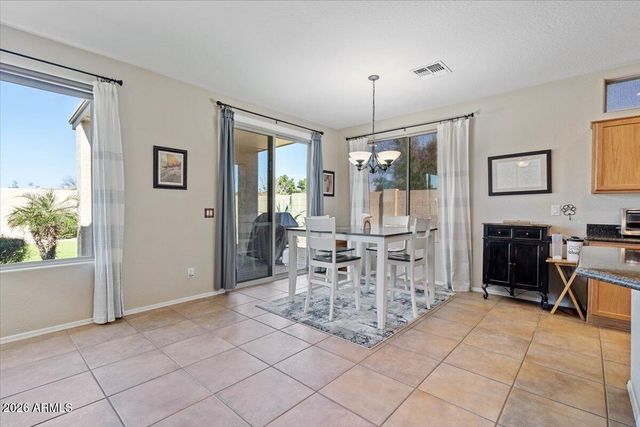 2124 E OAKLAND Street, Chandler, AZ 85225