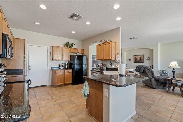 2124 E OAKLAND Street, Chandler, AZ 85225