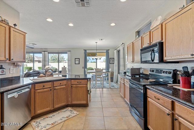 2124 E OAKLAND Street, Chandler, AZ 85225