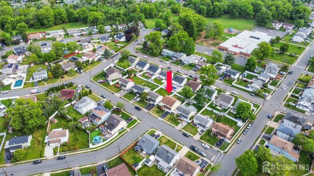 95 Pine Street, Iselin, NJ 08830