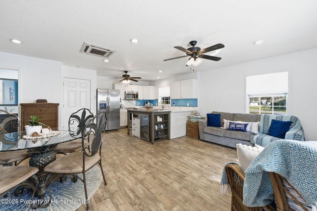 206 S Hunting Lodge Drive, Inverness, FL 34453