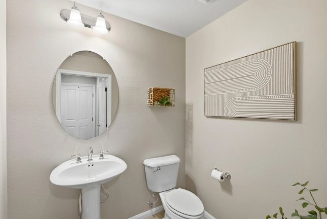 10782 New Grove Trail 82, San Diego, CA 92130