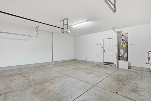 10782 New Grove Trail 82, San Diego, CA 92130