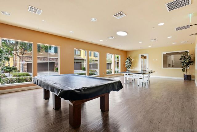 10782 New Grove Trail 82, San Diego, CA 92130